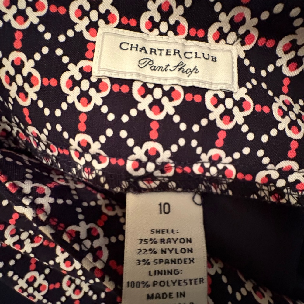 Charter Club Pant Shop. Stylish Women's Patterned Skort. - Picture 3 of 7